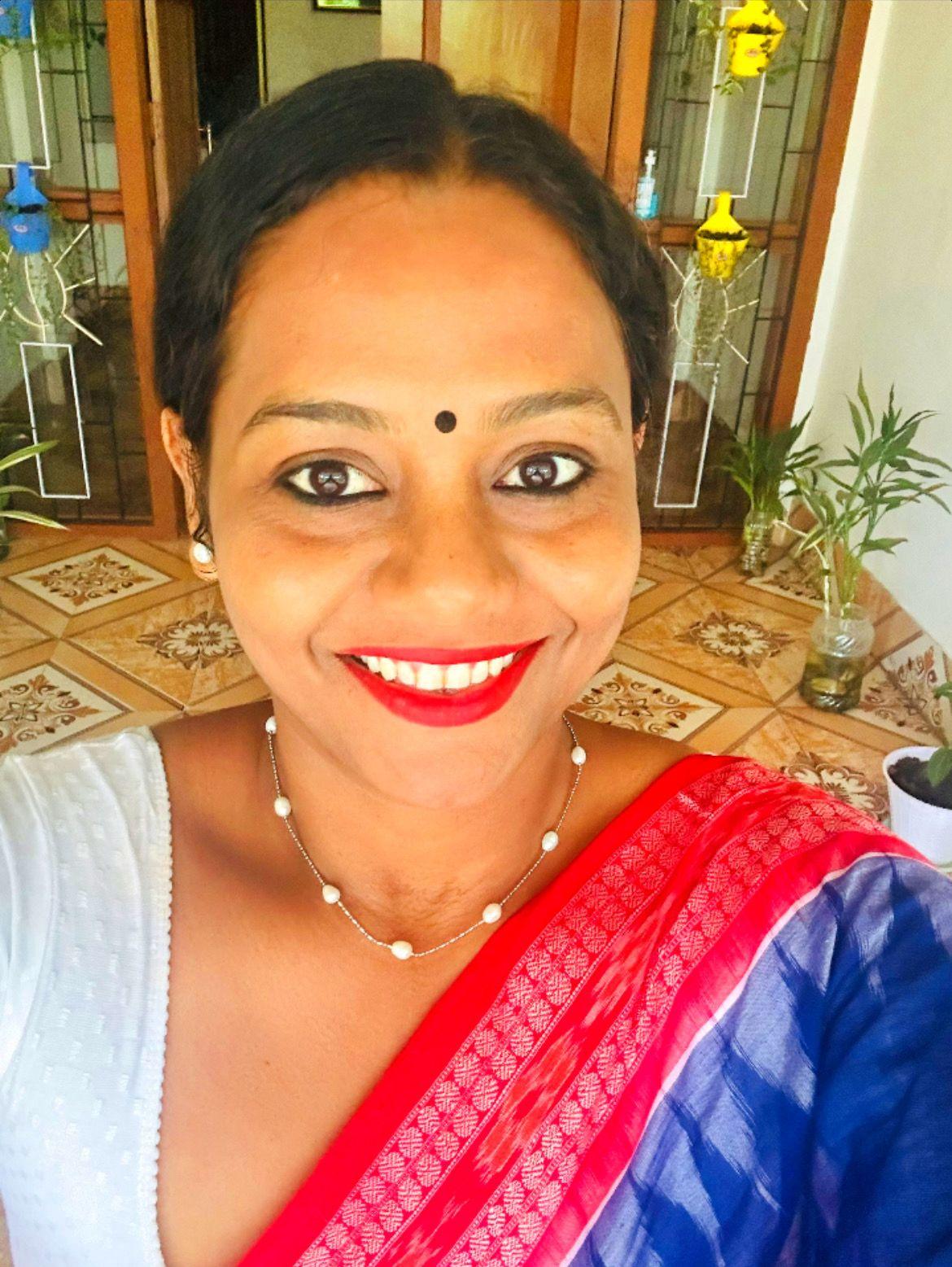 PHOTO-2025-11-06-19-08-08